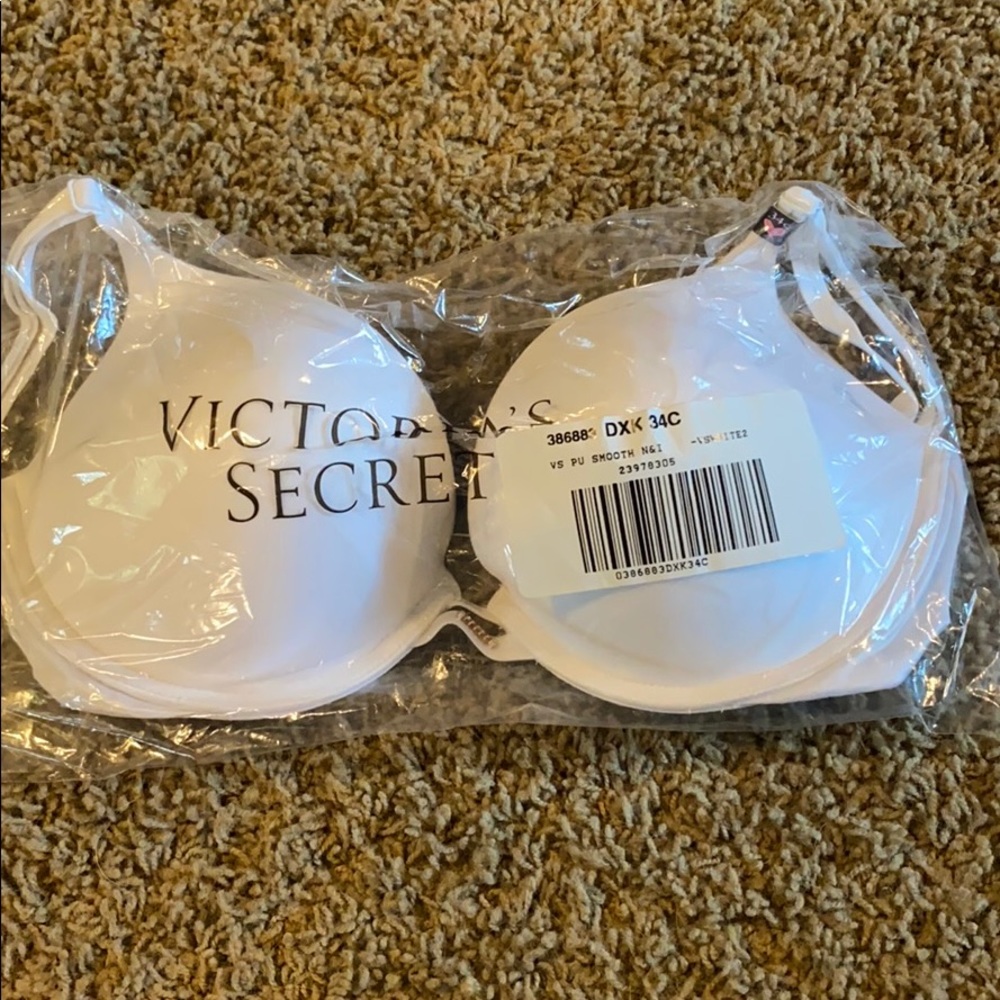 Victoria’s Secret Very Sexy Push Up Bra